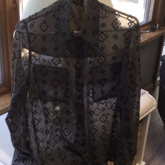 ESCADA TOP - Picture 7 of 9